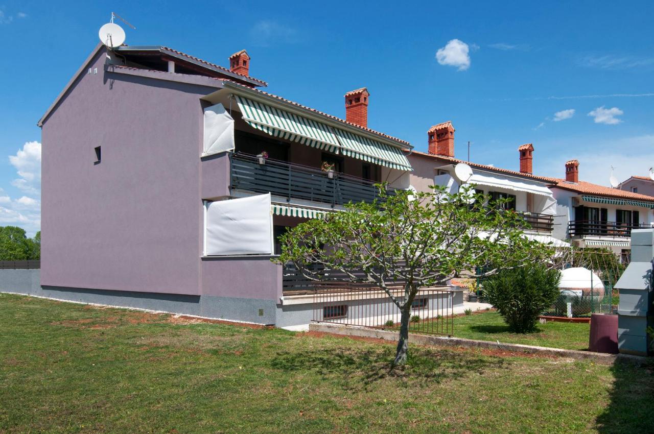 Apartments Kajfes Fažana Exterior foto